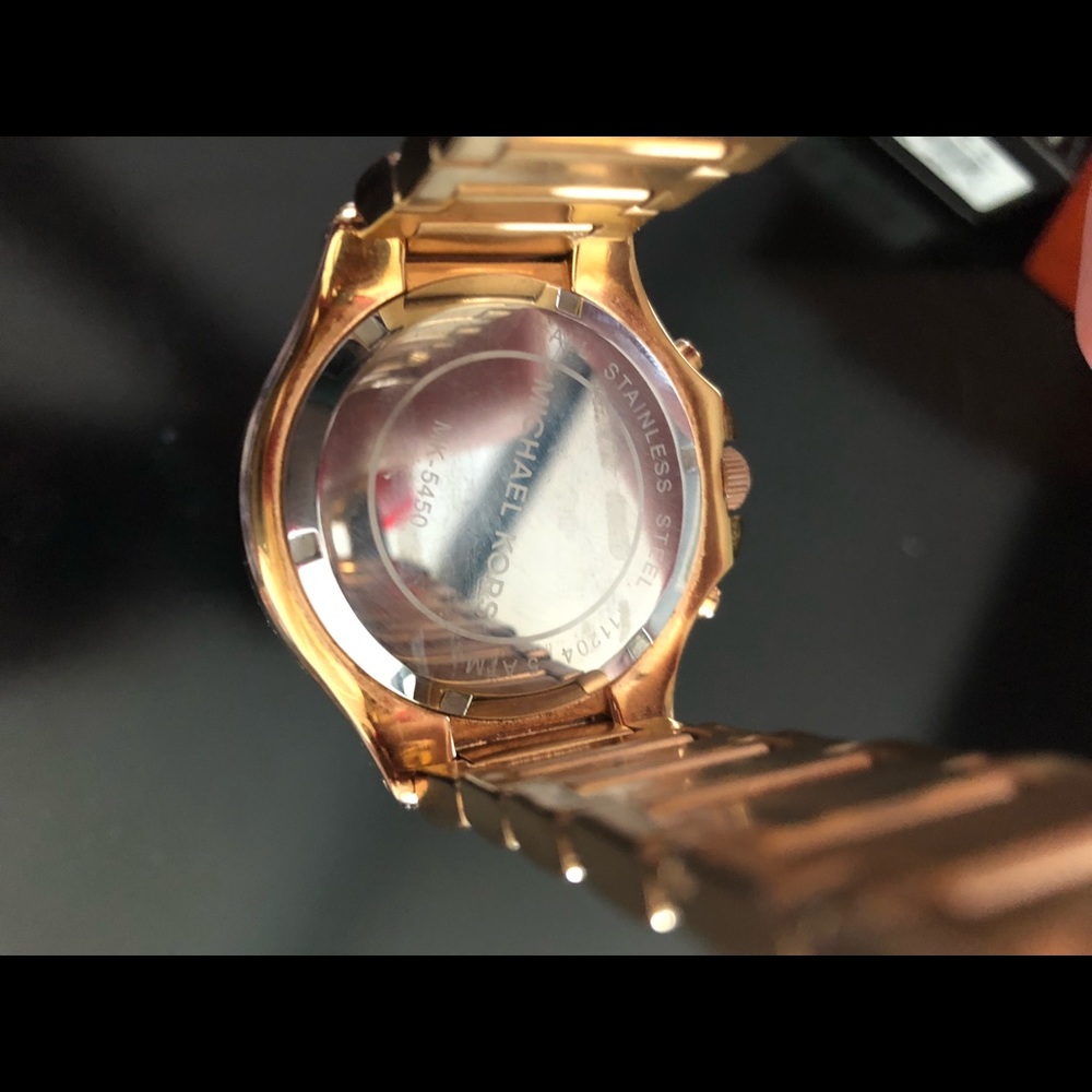 Watch - Picture 4 of 4